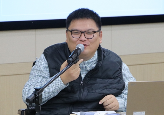 5일 서울 여의도 이룸센터에서 한국장애인자립생활센터협의회 주최로 열린 '탈시설운동 15년, 장애인자립생활센터 역할과 과제' 정책토론회에서 대구사람장애인자립생활센터 노금호 소장이 발언하고 있다. ⓒ에이블뉴스