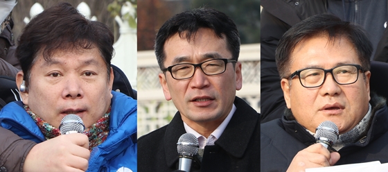  9일 국회 앞에서 전국장애인차별철폐연대 주최로 열린 '2019 장애인생존권 3대법안 통과' 기자회견에서 최용기 한국장애인자립생활센터협의회 회장, 염형국 공익인권법재단 공감 변호사, 이문희 한국장애인단체총연맹 사무차장이 발언하고 있다. ⓒ에이블뉴스