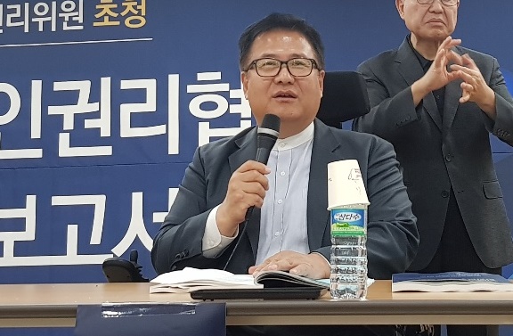 NGO연대 이문희 보고서총괄위원장.ⓒ에이블뉴스