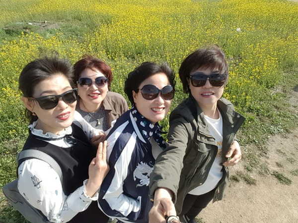 친구들과 경주에서. ⓒ이복남